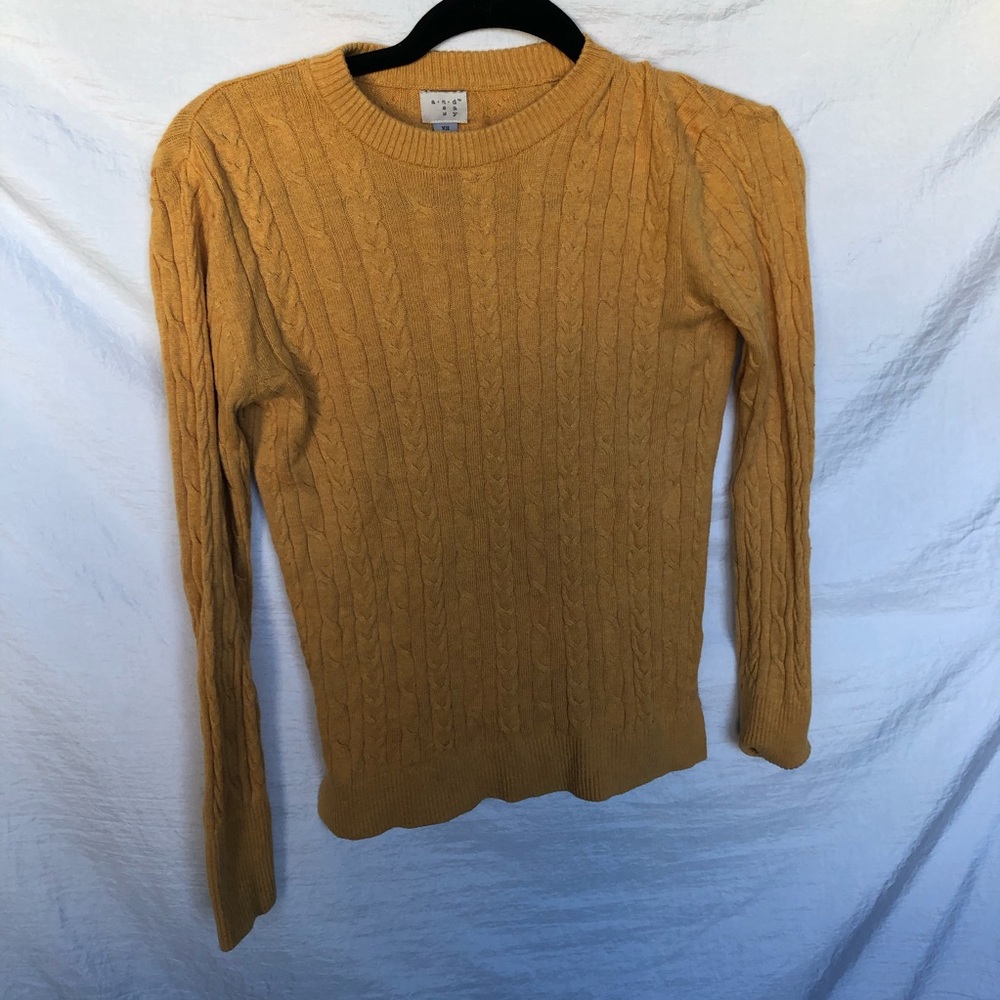Yellows sweater